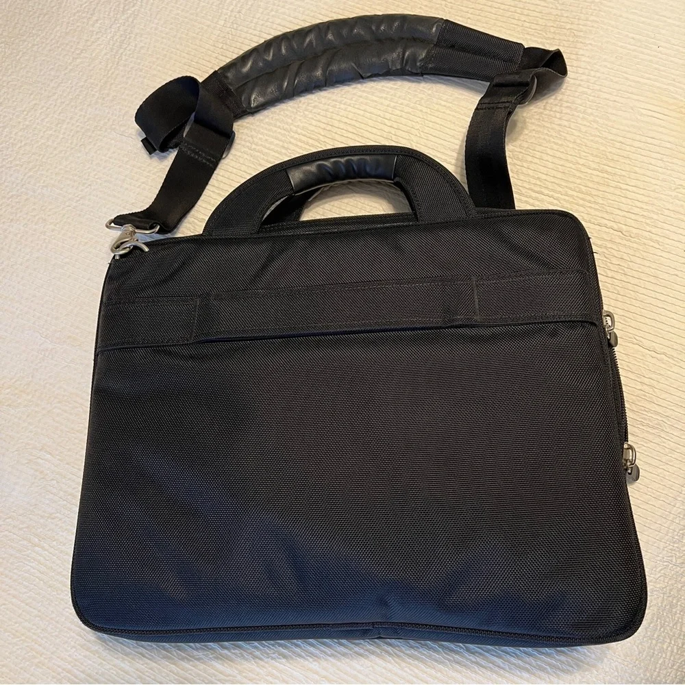 Brenthaven laptop computer bag black